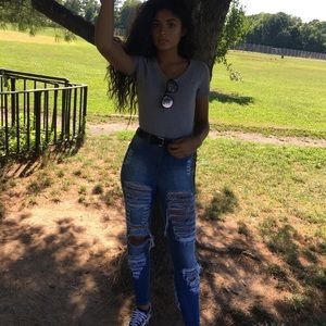 Meet your Posher, Julia